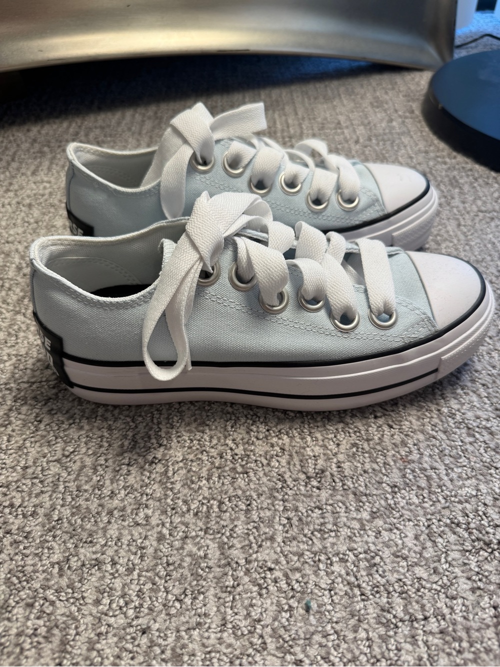 Women's Converse Chuck Taylor All Star Lift Low Top Casual Shoes Size 7 or 8 - Picture 7 of 17